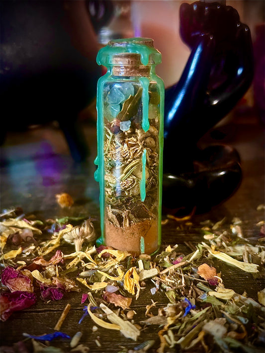 Black Hen’s Coincall – Prosperity & Wealth Spell Jar for Abundance, Luck, and Opportunity